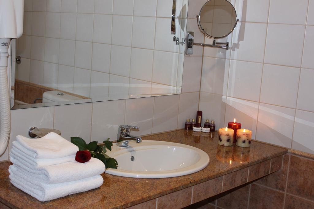 Kendros Hotel Plowdiw Zimmer foto